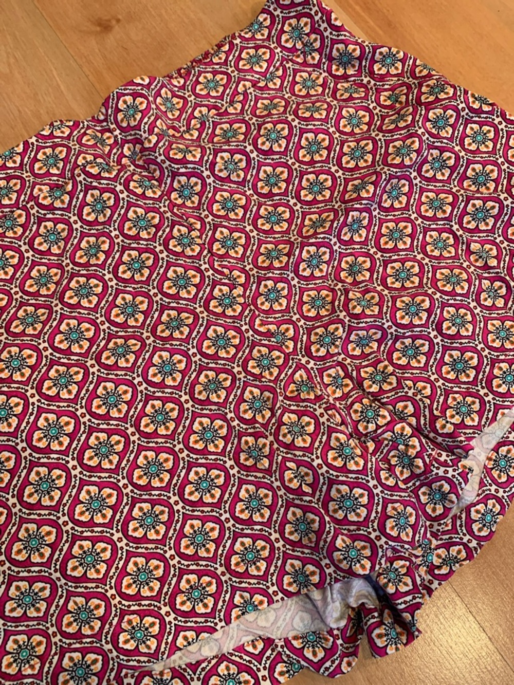 Old Navy Women's Magenta Geometric High-Waist Shorts